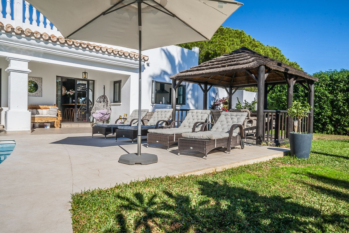 Elviria 3 bedroom rental villa (22)